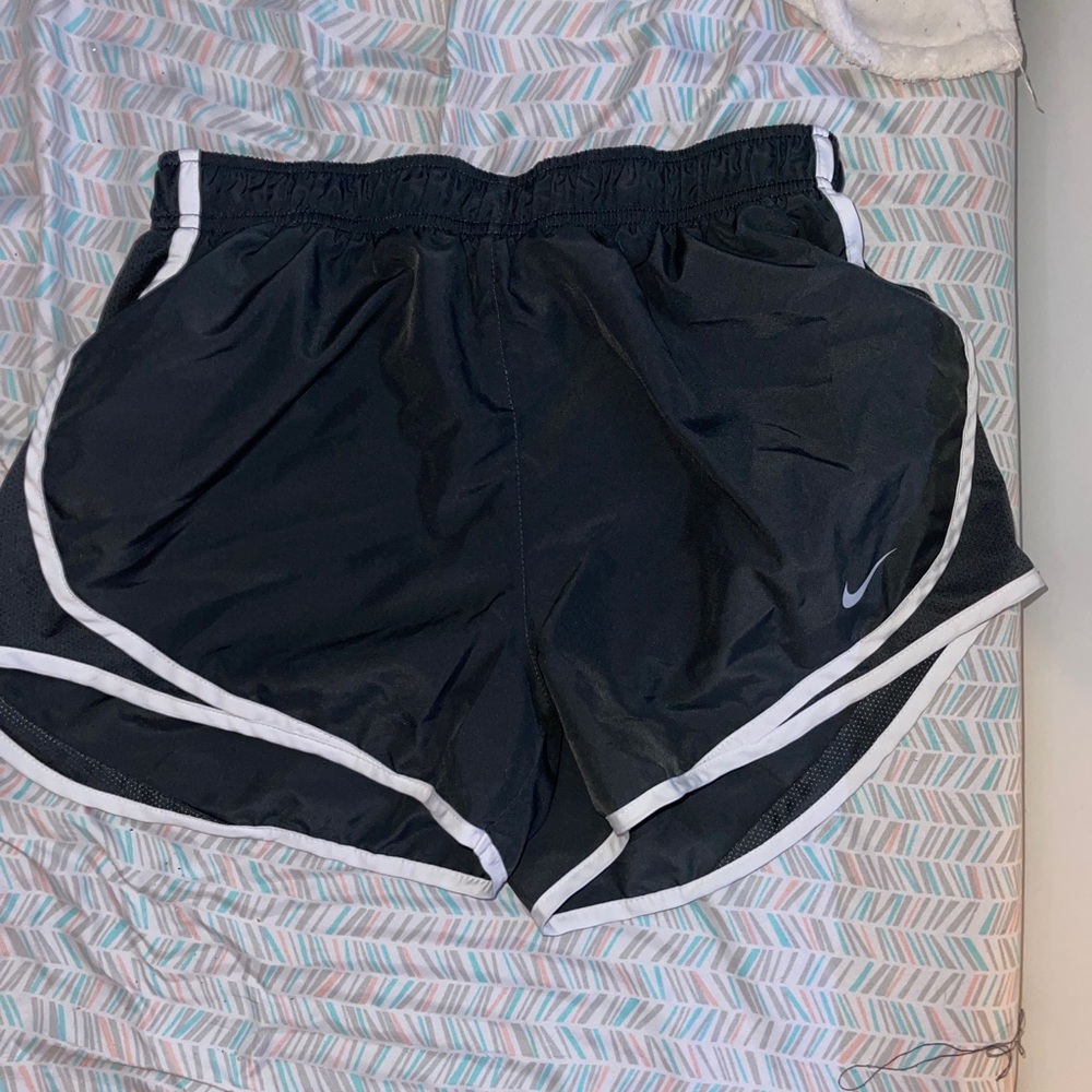 Nike Shorts size medium Gray
